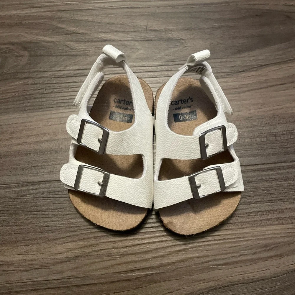 Carter's White Kids Sandals with Buckles size 0-3M